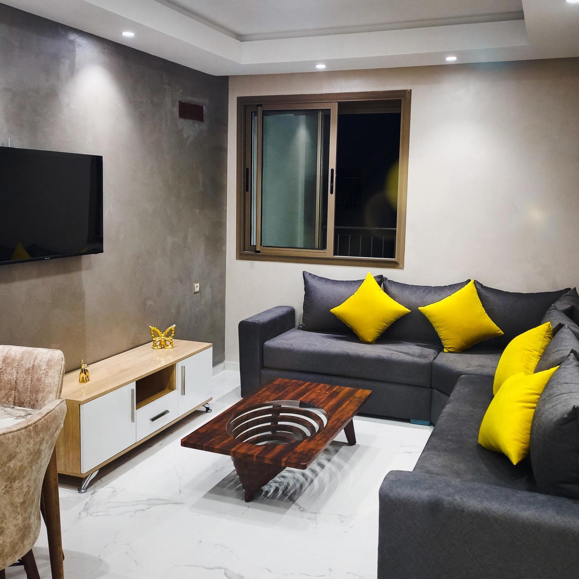 Super Apartement Totalement Neuf Et Climatise A Cote Du Centre Commercial Marjane M2 Танжер Экстерьер фото